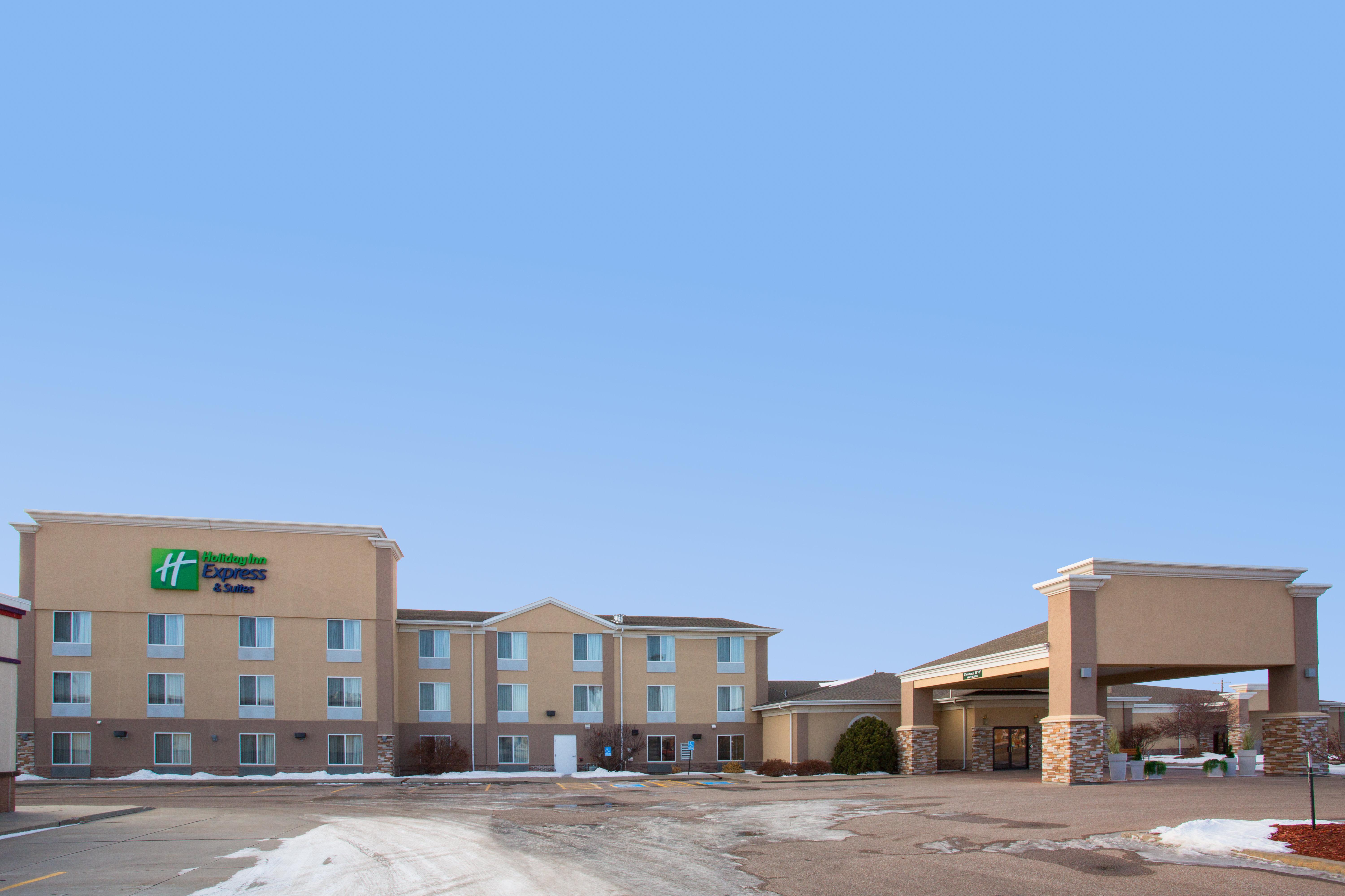 Holiday Inn Express Hotel & Suites Lexington By Ihg Esterno foto